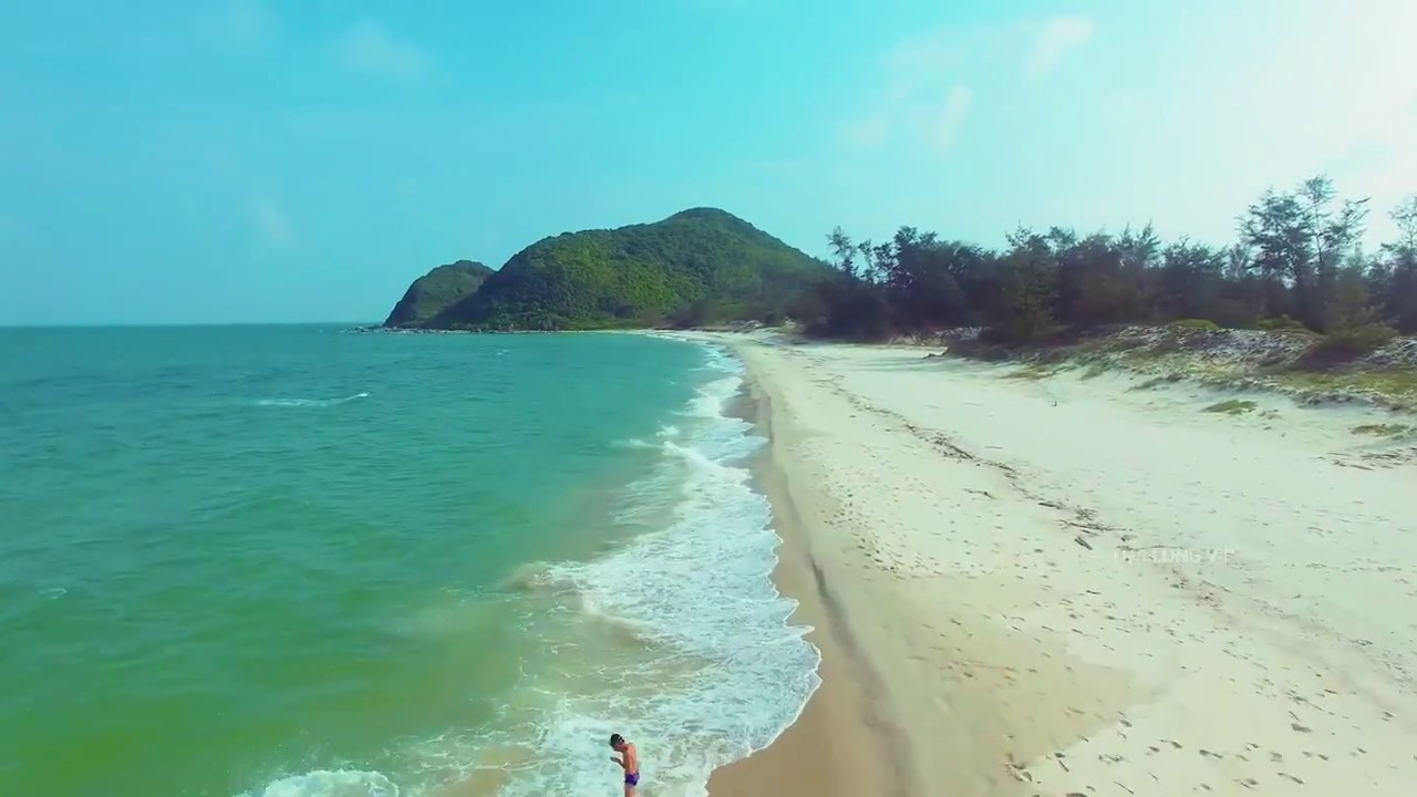 Sơn Hào Beach