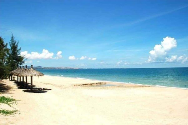 Ninh Thuận's Cam Bình Beach