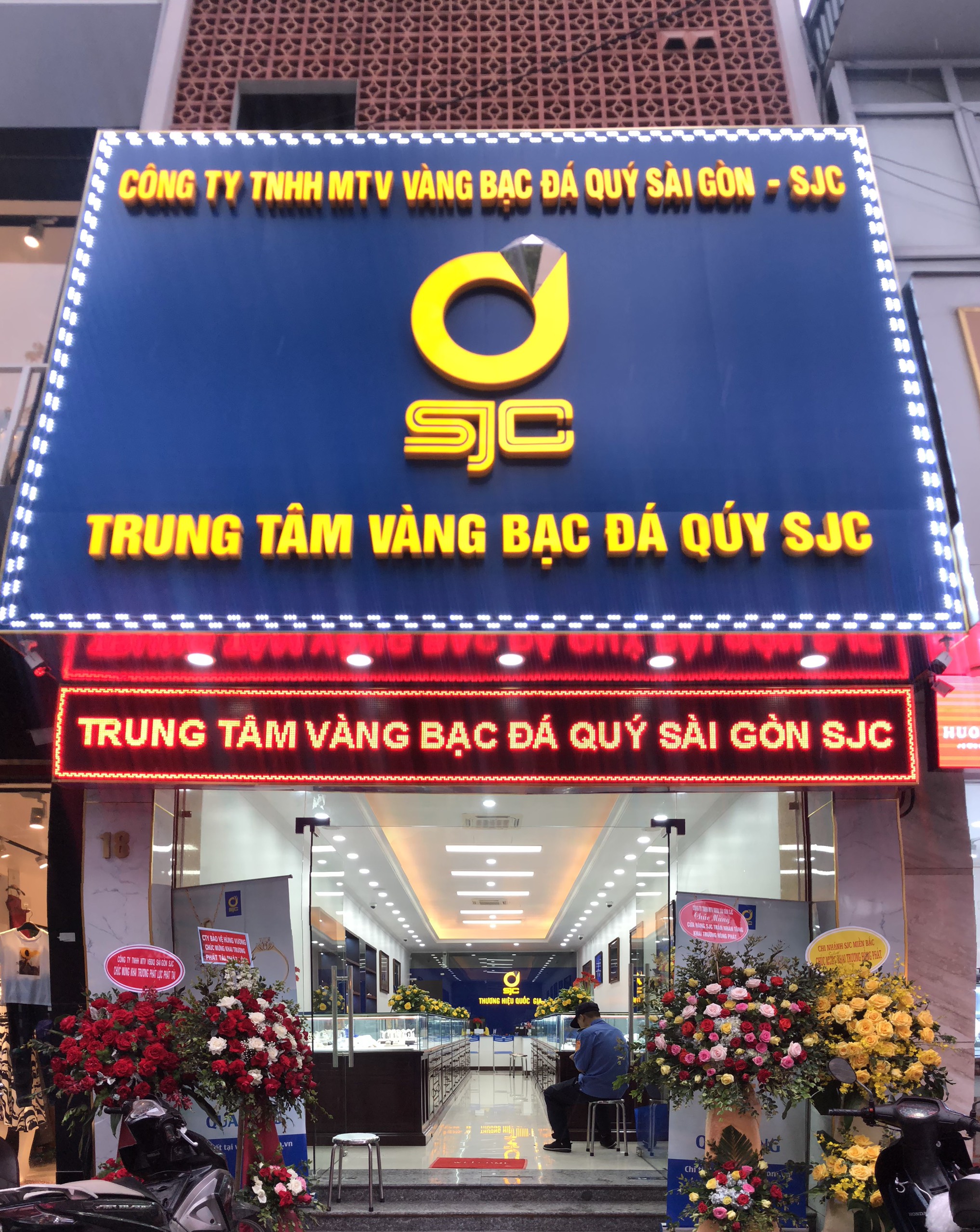 Tiệm Vàng Bạc Uy Tín Hồ Chí Minh SJC