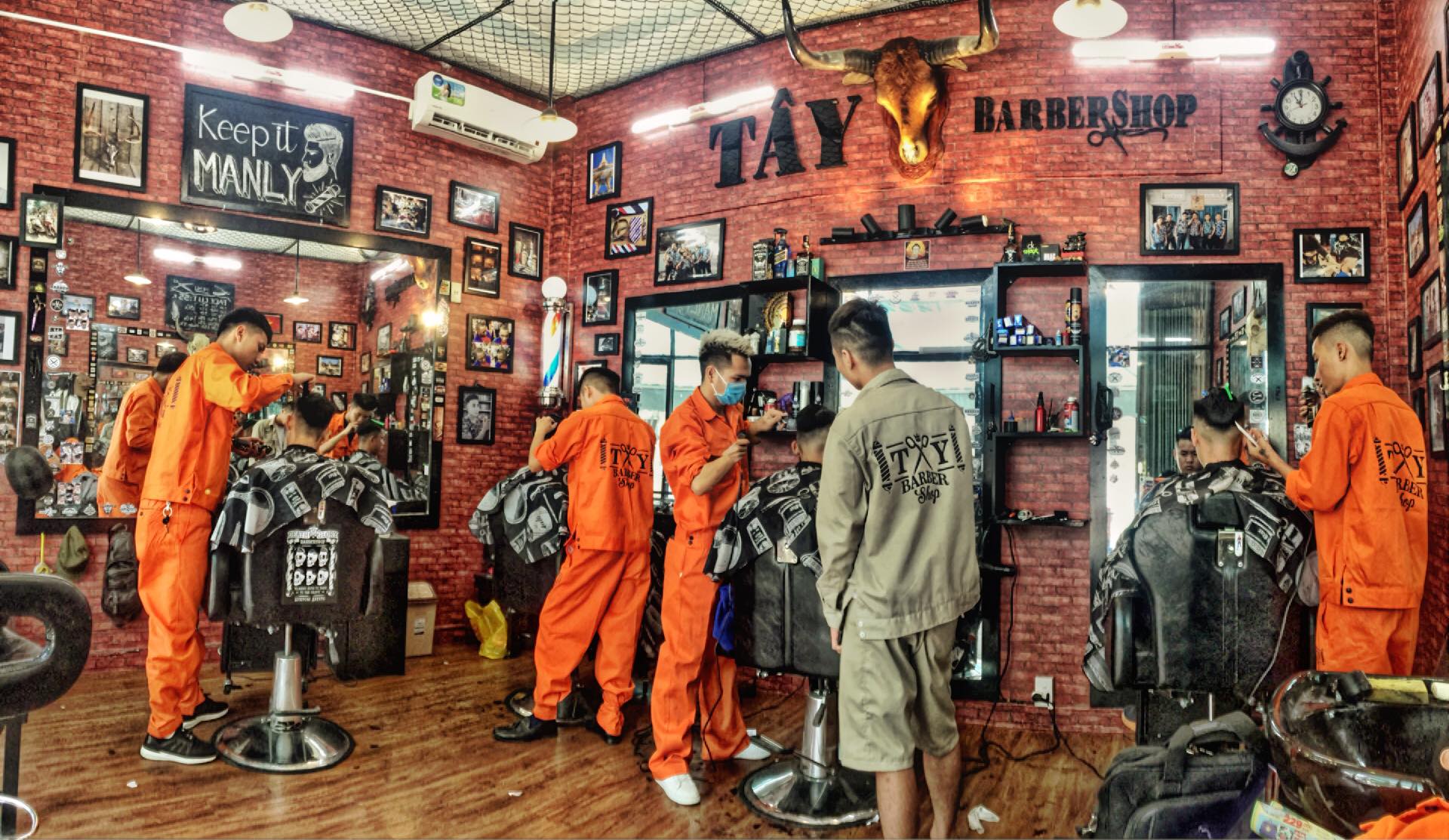 Tây Barber Shop