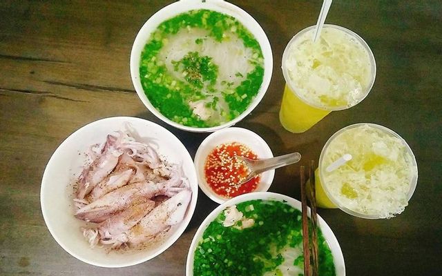 Kiến Xây Stirred Noodles Eatery